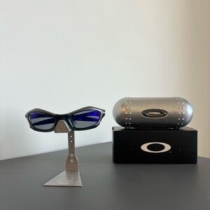 Oakley Splice Metal Polarized Sunglasses with Silver Case
